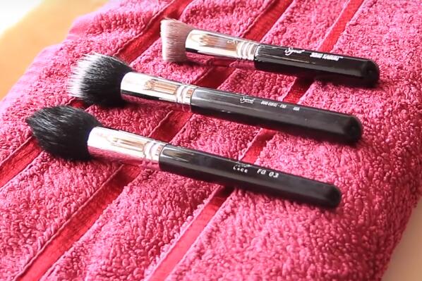 定制化妝刷的材質有哪些選擇？