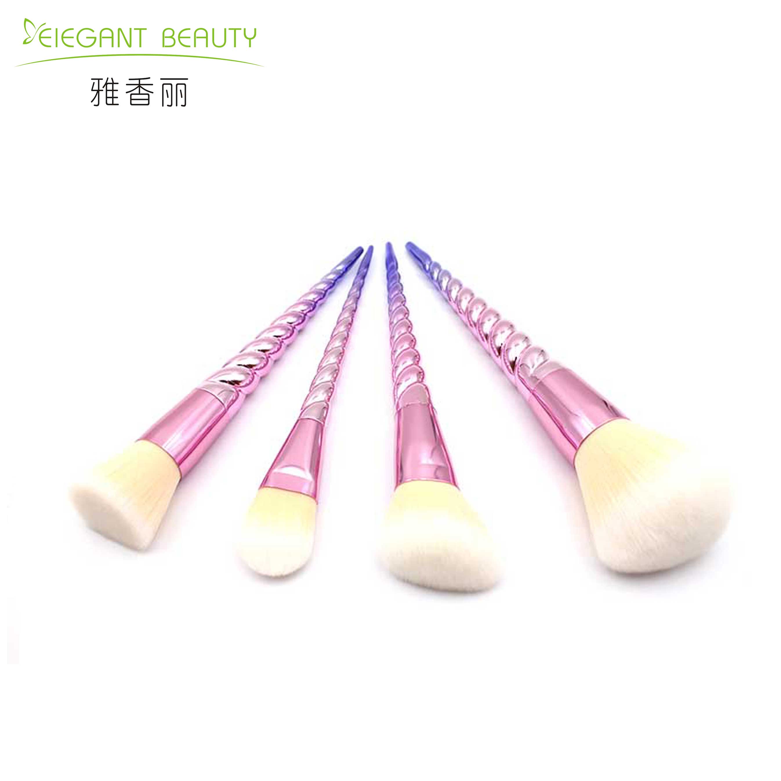 一套化妝刷可以用幾年？